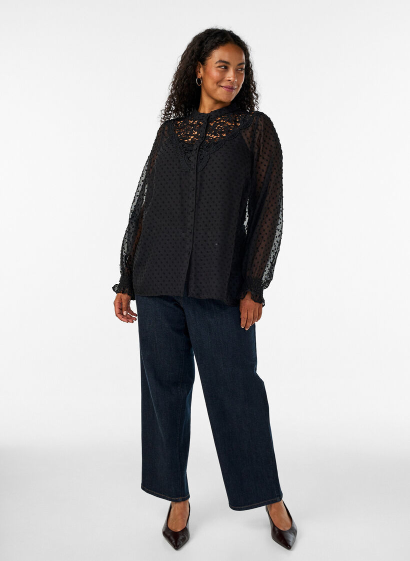 Skjortebluse med blondeindsats og dot-m&oslash;nster, Sort, Model image number 1