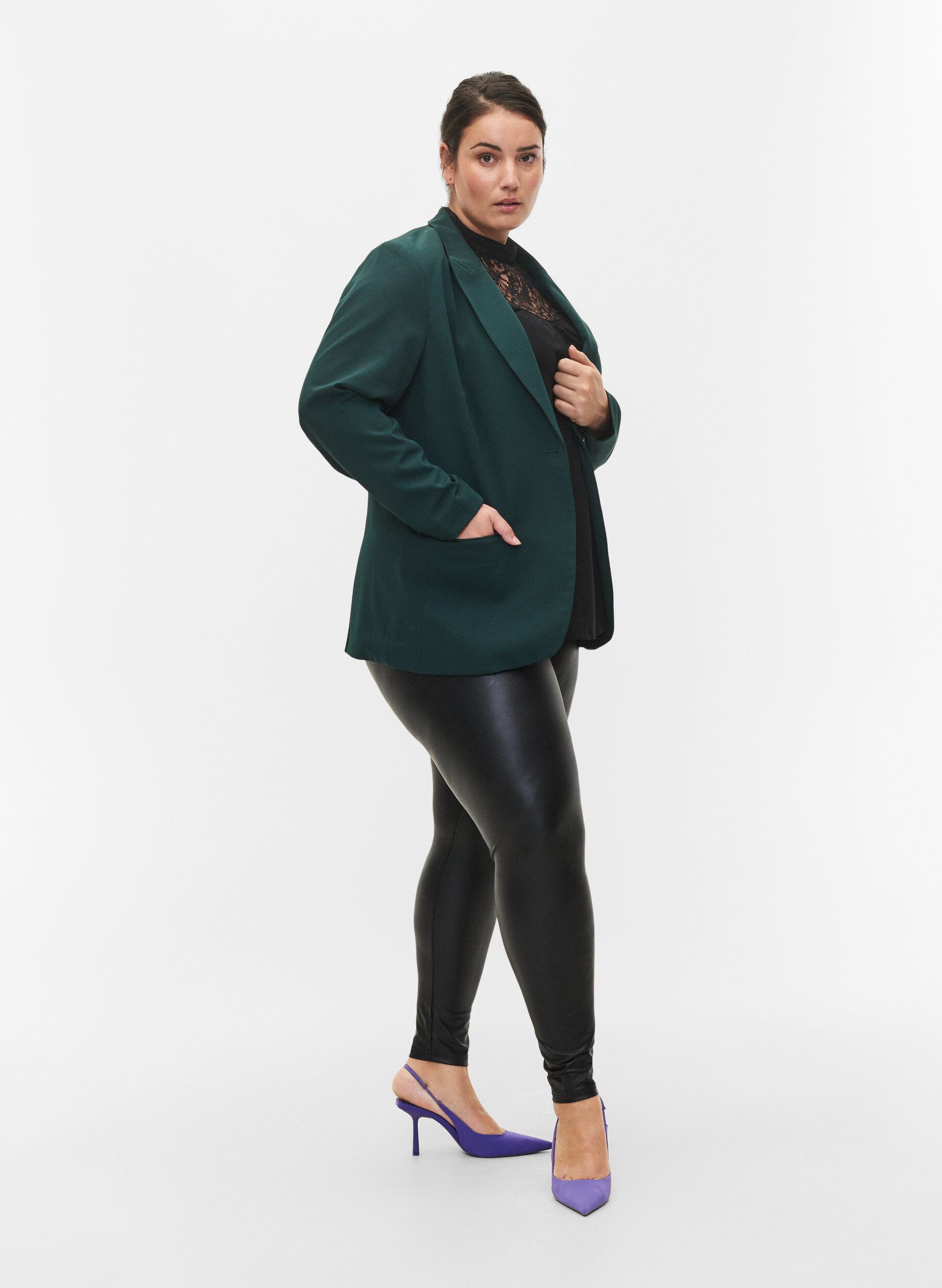 Zizzi Klassisk blazer med lommer, Scarab, Model image number 2