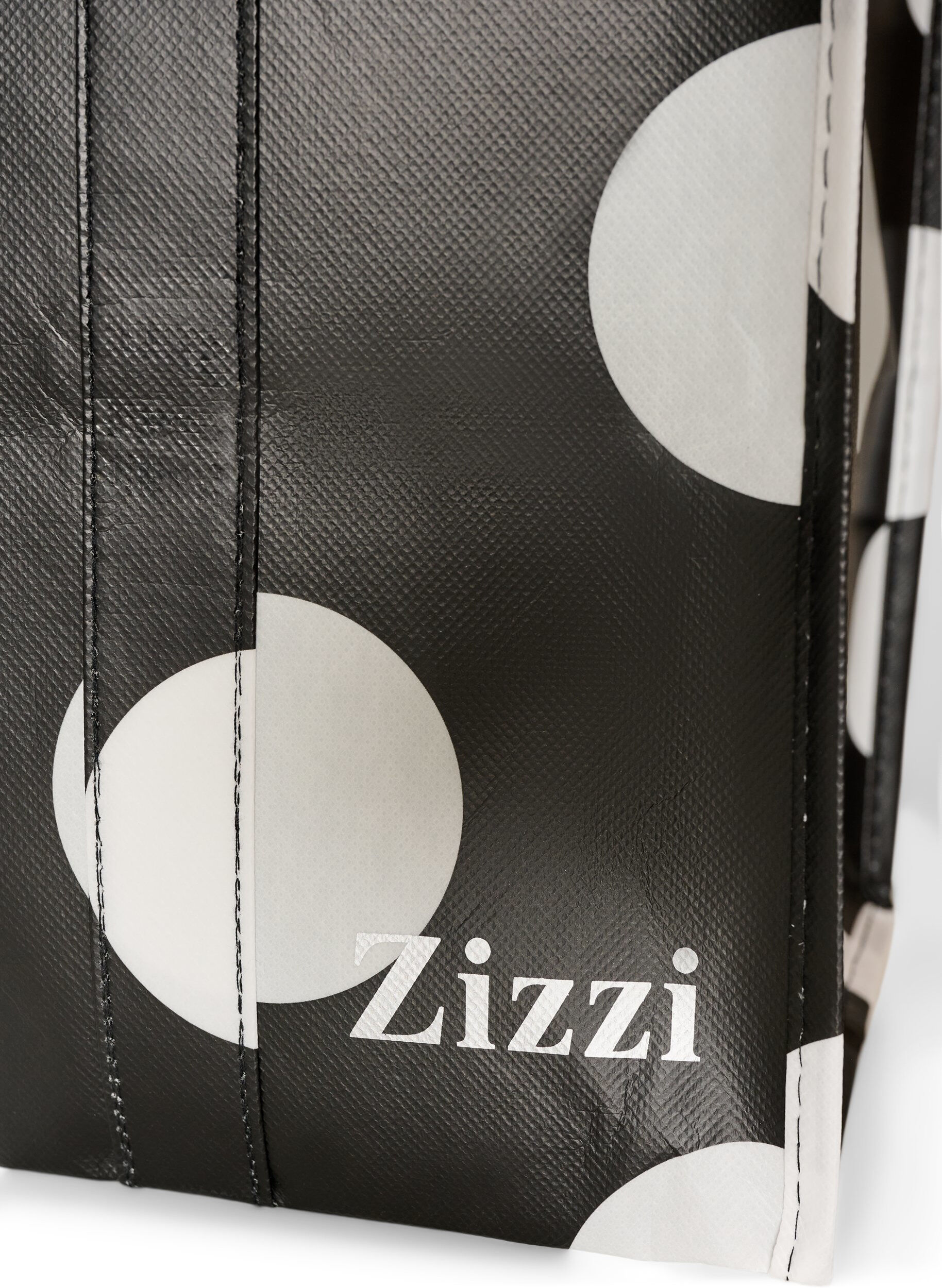 ZizziShoppingbag med lynl&aring;s, Sort, Packshot image number 2