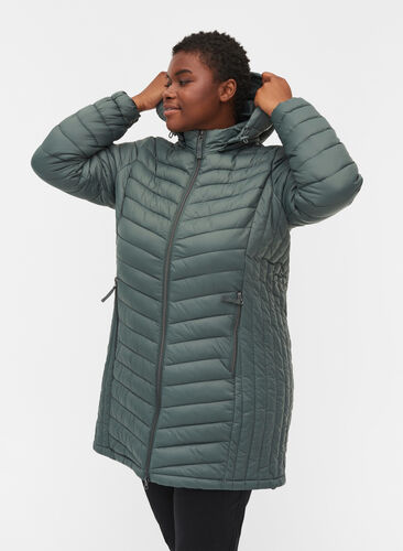 Quiltet letvægts jakke med aftagelig hætte og lommer, Urban Chic, Model image number 0