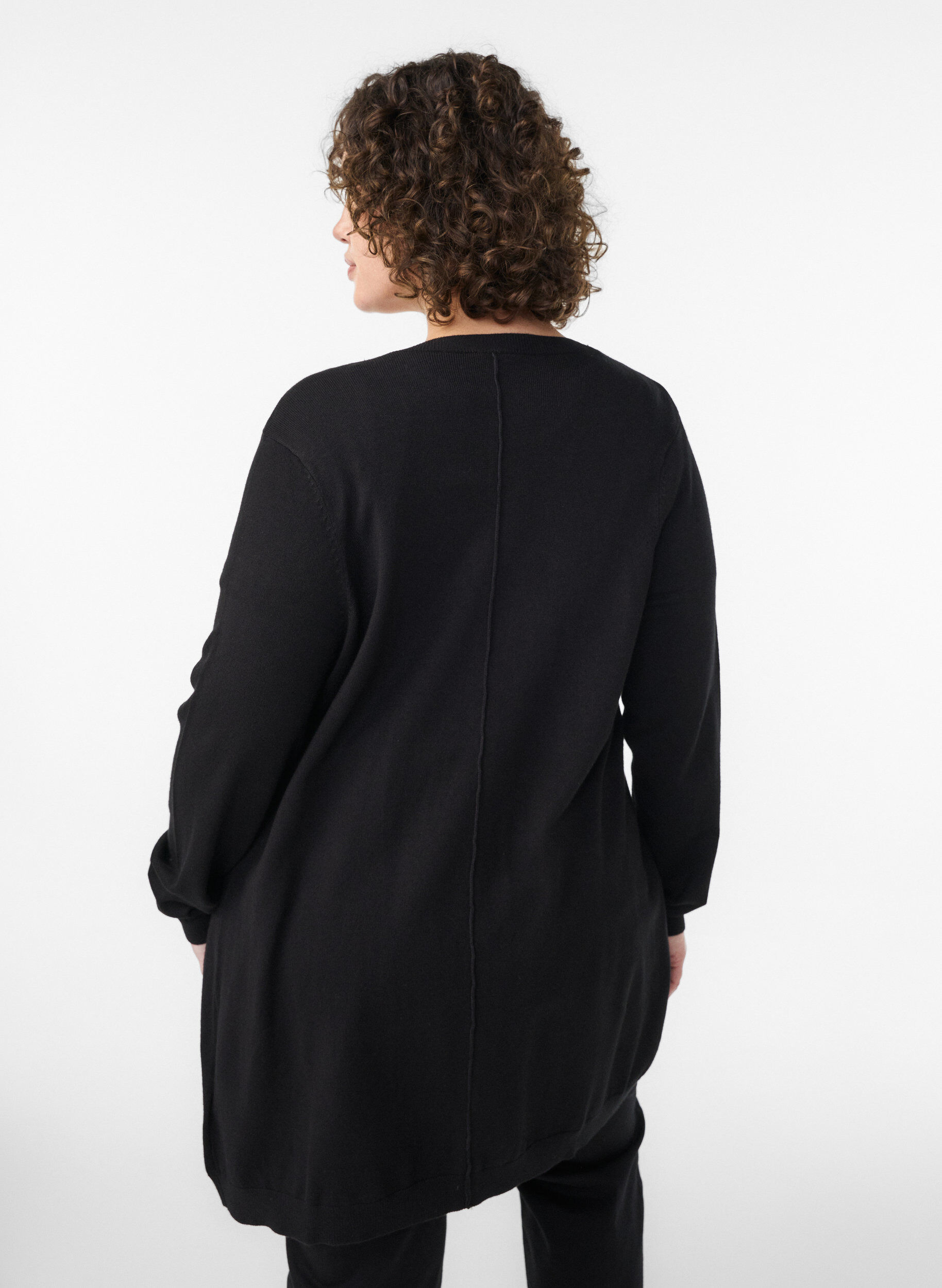 Zizzi Lang strikcardigan i viskosemix., Sort, Model image number 2