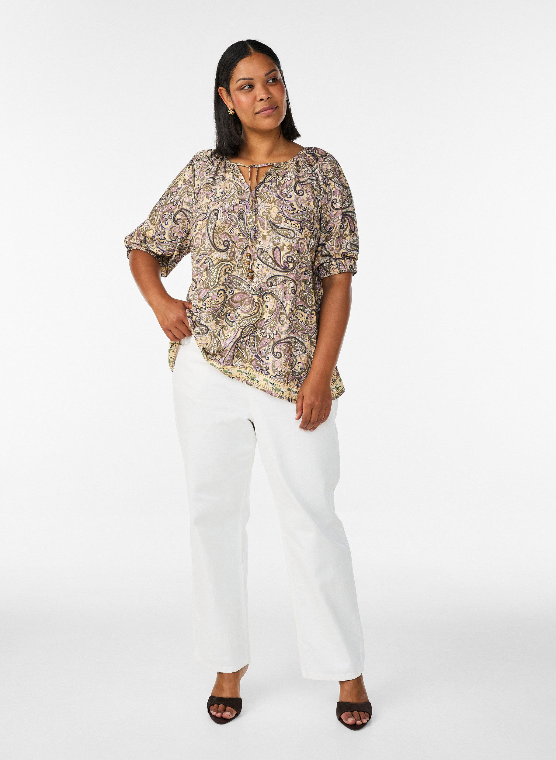 ZizziBluse i viskose med paisleyprint og bindesnor, Gul, Model image number 1