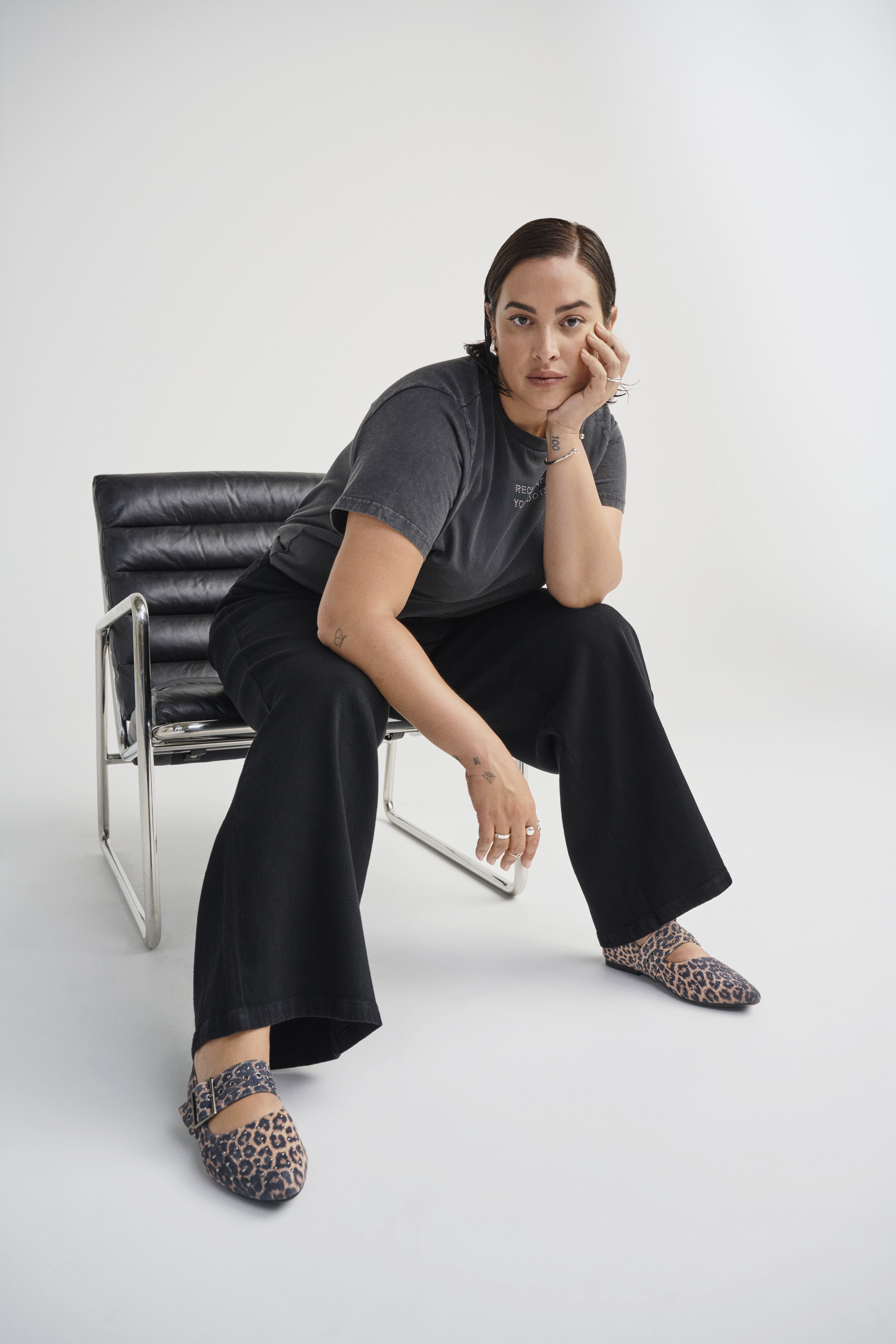 Zizzi Ballerina i leopard med nitter, , Model