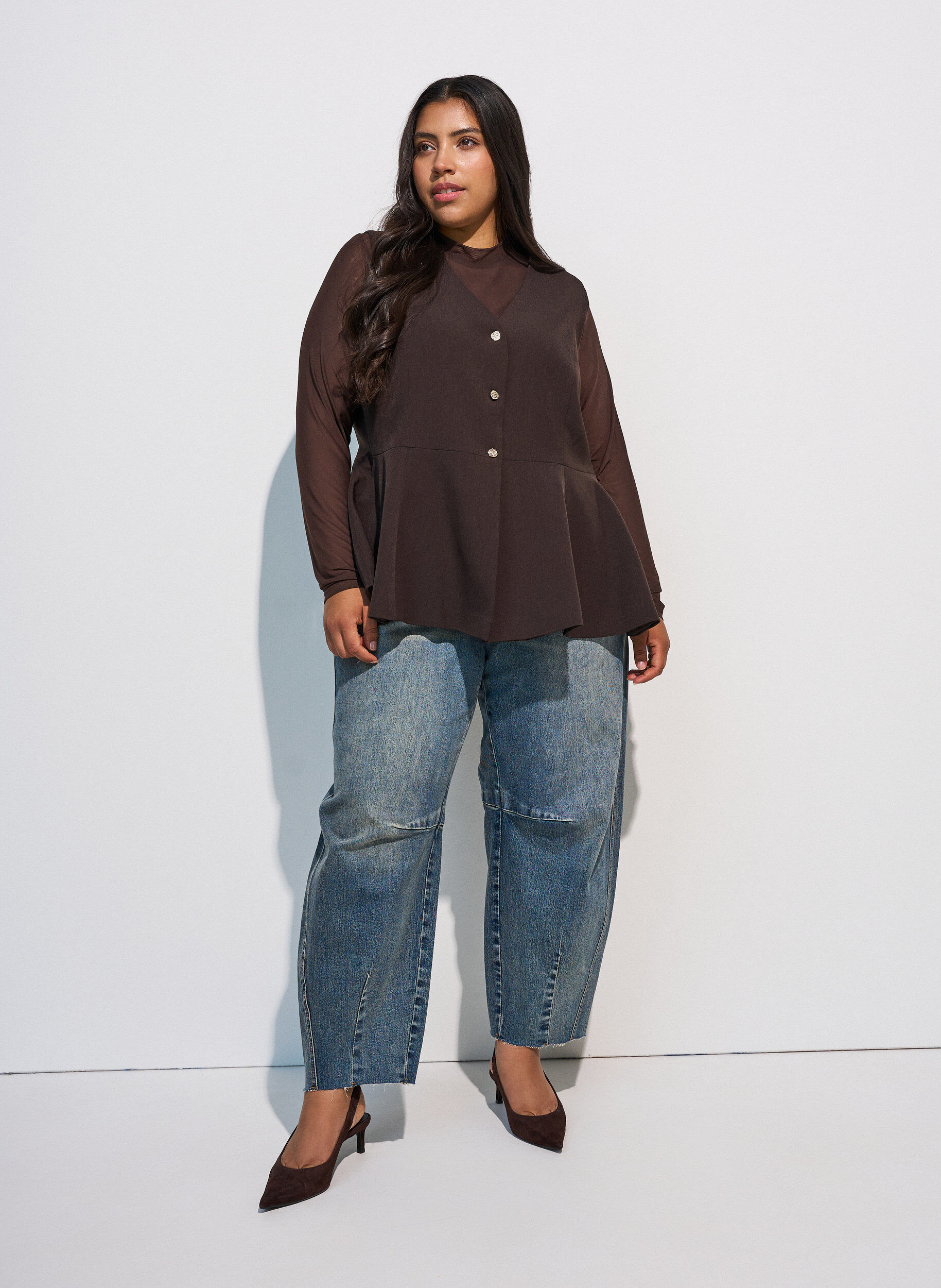 ZizziT&aelig;tsiddende meshbluse med lange &aelig;rmer, Brun, Model image number 1