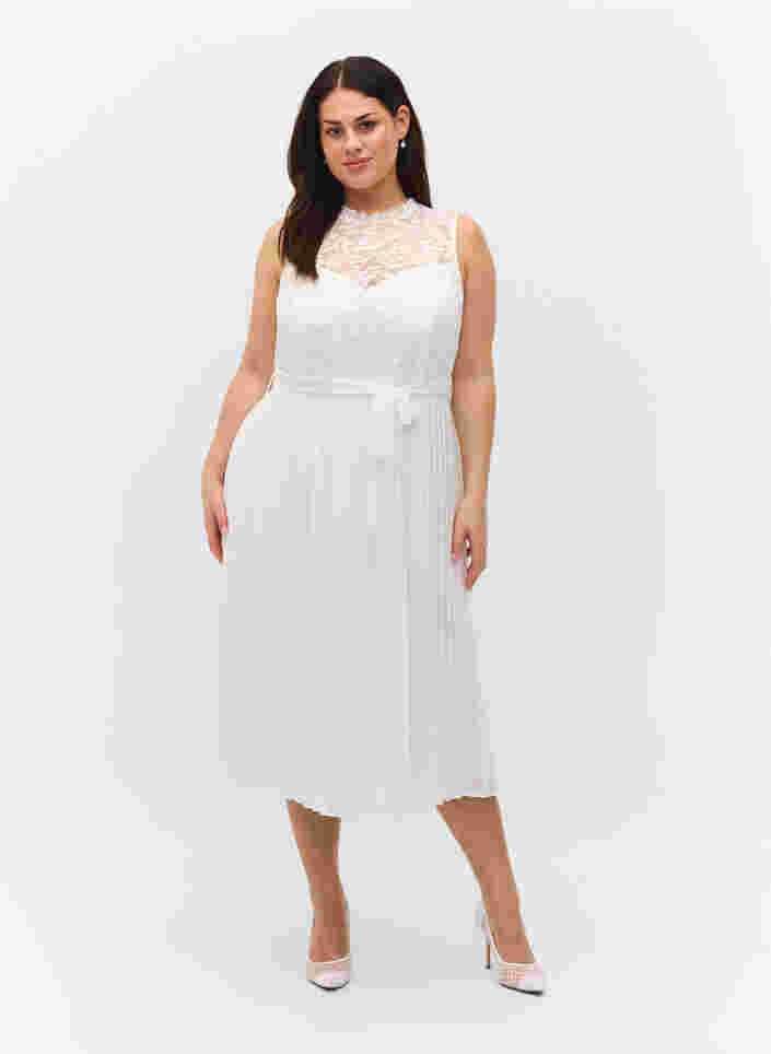 Ærmeløs brudekjole med blonder og plissé, Star White, Model image number 0