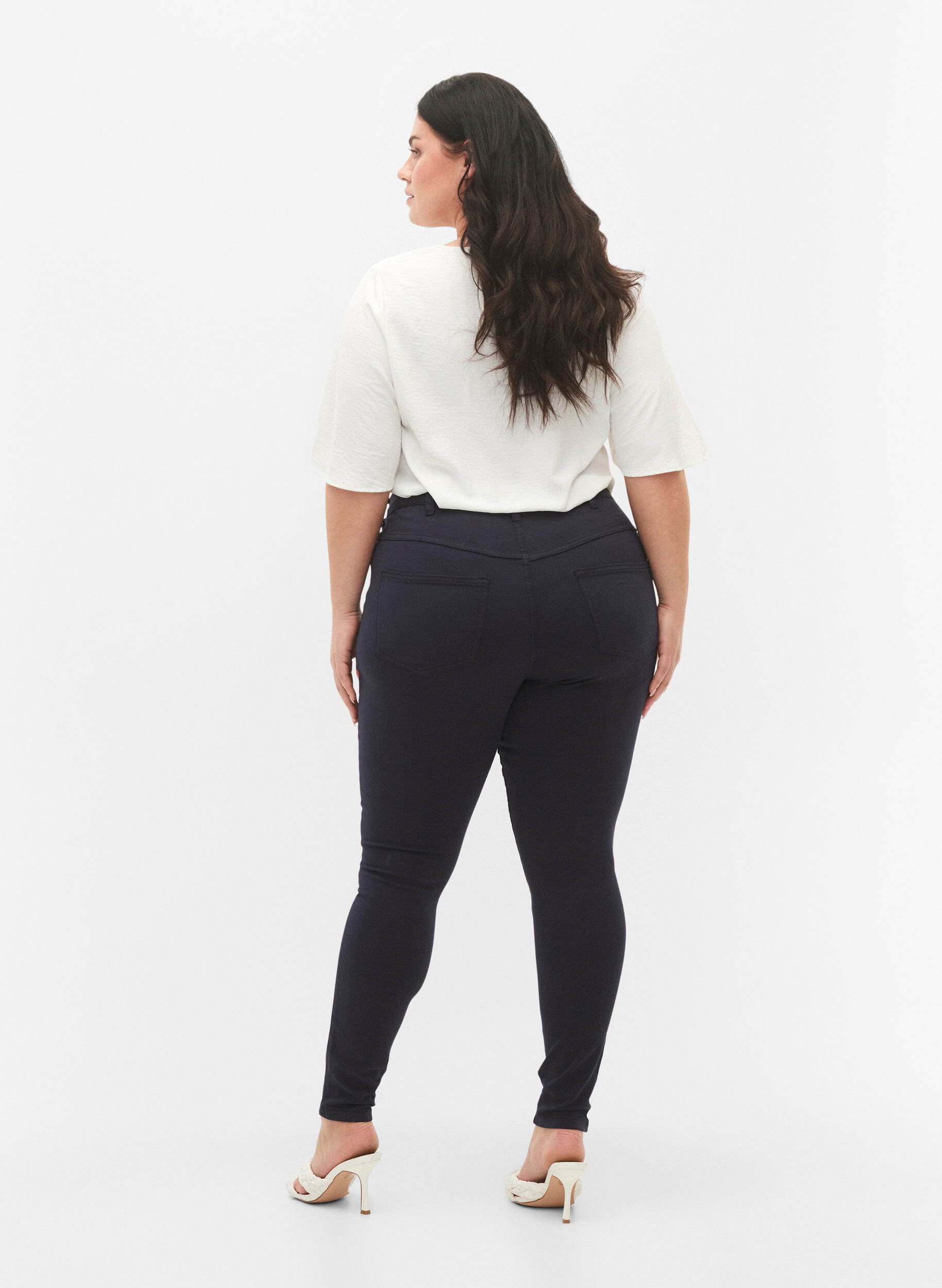 Zizzi Super slim Amy jeans med h&oslash;j talje, Night Sky, Model image number 1