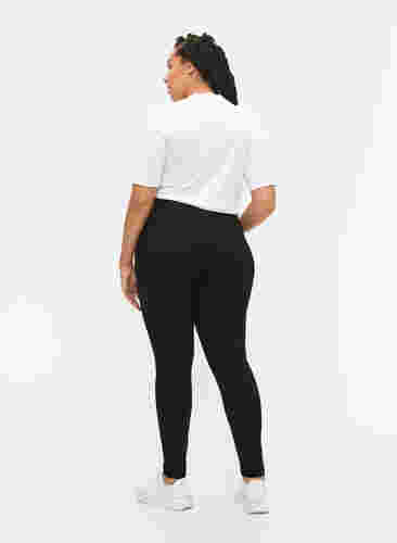 Super slim Amy jeans med høj talje, Black, Model image number 2