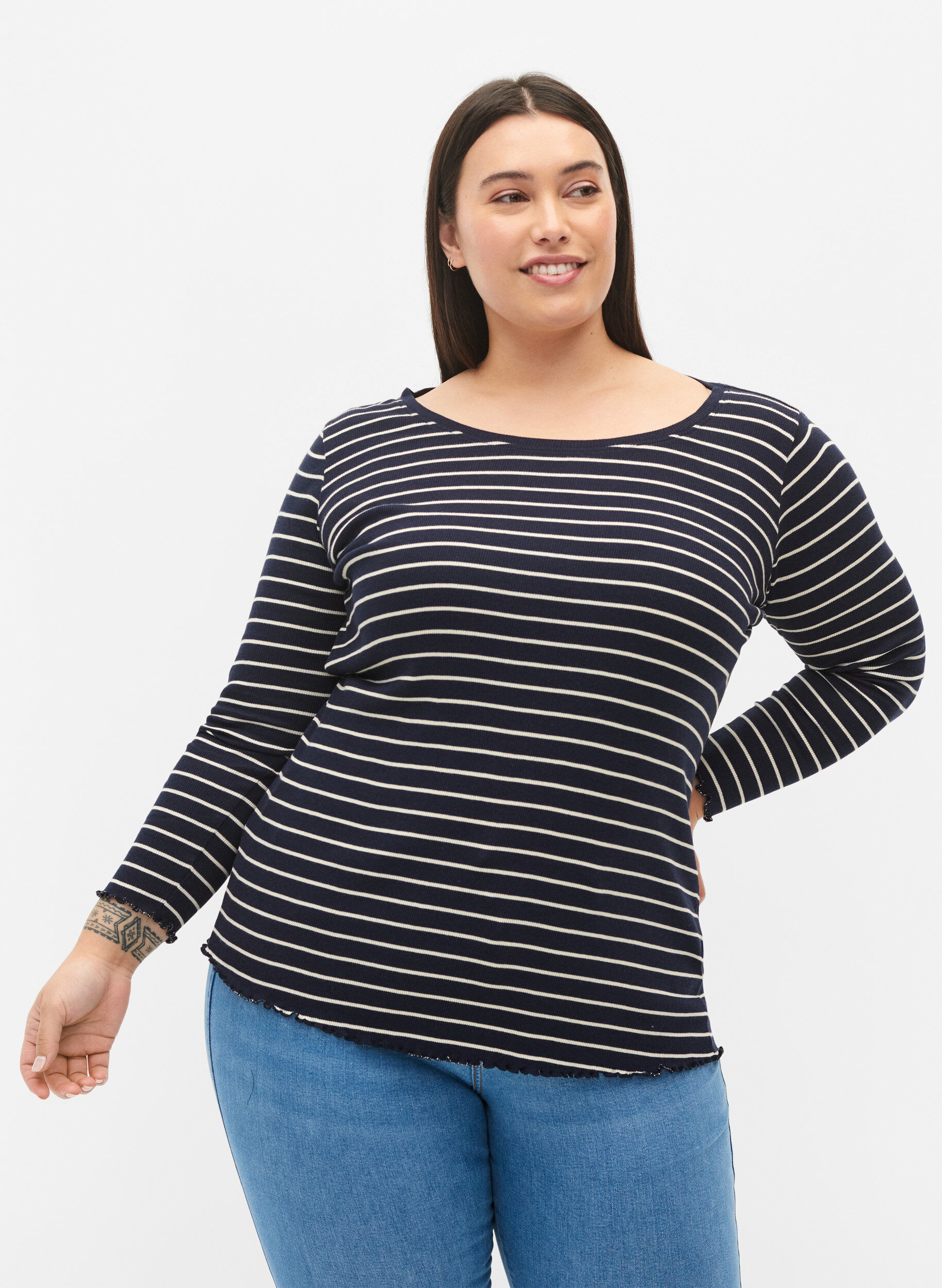 Zizzi Stribet bluse med rund hals, Night Sky Stripe, Model image number 0