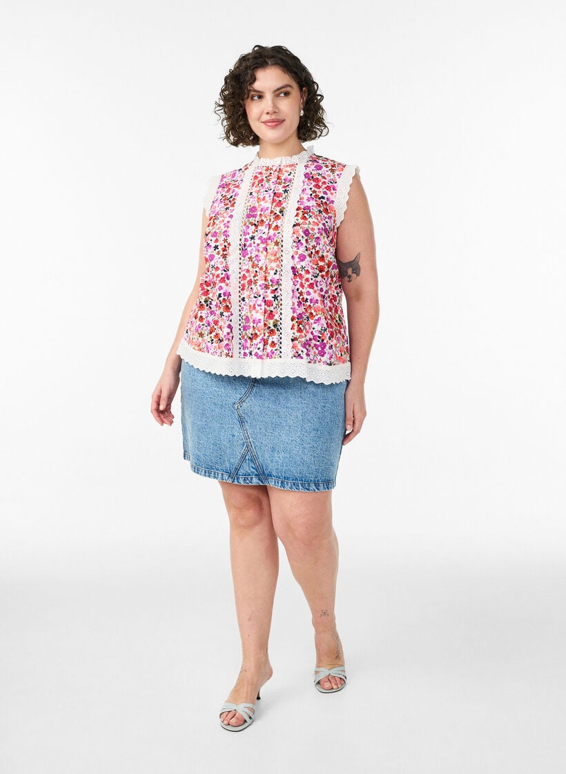 &AElig;rmel&oslash;s bomuldsbluse med blomsterprint og broderie anglaise, Lyser&oslash;d, Model image number 1