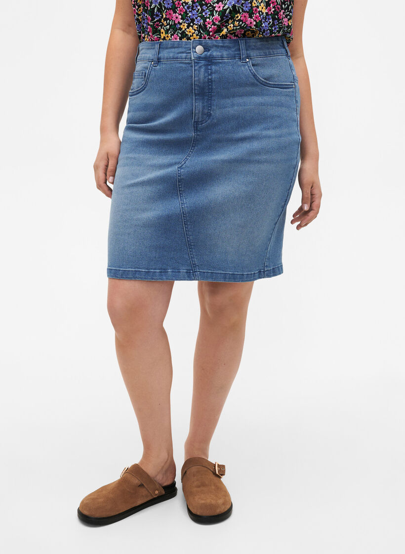 T&aelig;tsiddende denim nederdel, Bl&aring;, Model image number 3