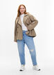 Kort trenchcoat med knaplukning, Coriander, Model image number 2