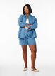 Denim shorts med broderede blomster, Bl&aring;, Model image number 0