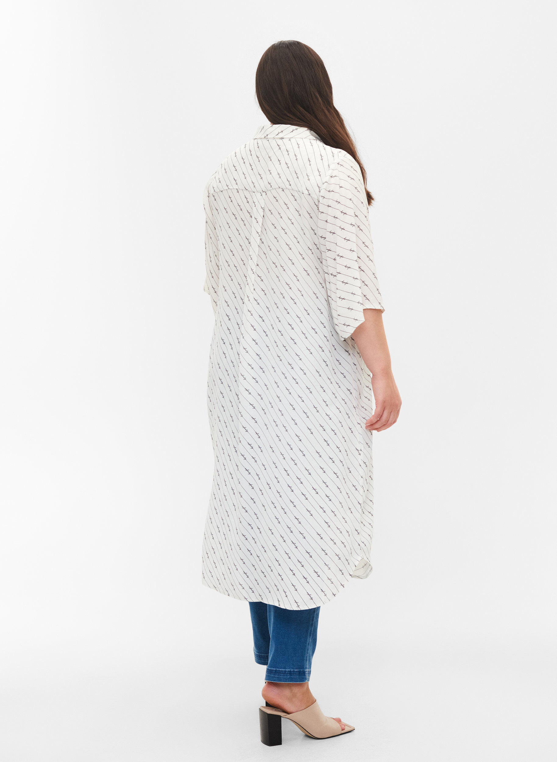 Zizzi Printet skjortekjole i viskose, White AOP, Model image number 1