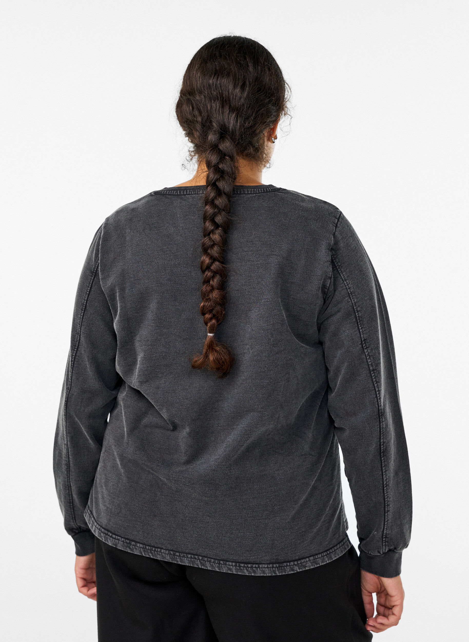 Zizzi Sweatshirt med rhinsten og washed effekt, Gr&aring;, Model image number 2