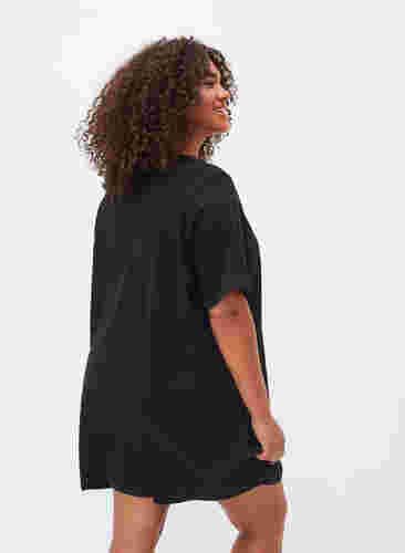 Oversize nat t-shirt i økologisk bomuld, Black W. coffee, Model image number 1