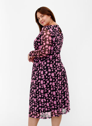Blomstret meshkjole med lange ærmer, Black Pink AOP, Model image number 1