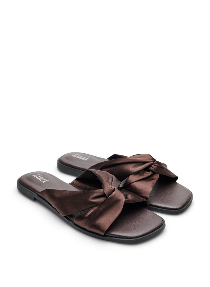 Flade sandaler med krydsede satin-stropper, Brun, Packshot image number 1