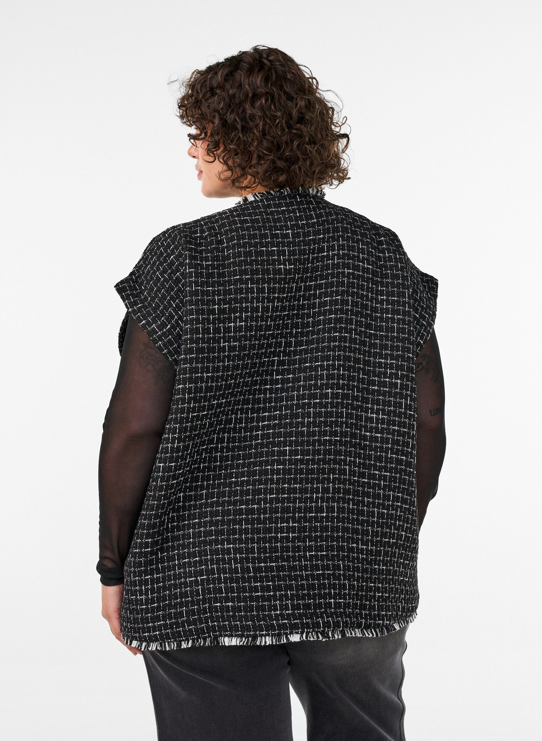 ZizziTernet vest med dekorative knapper, Sort, Model image number 2