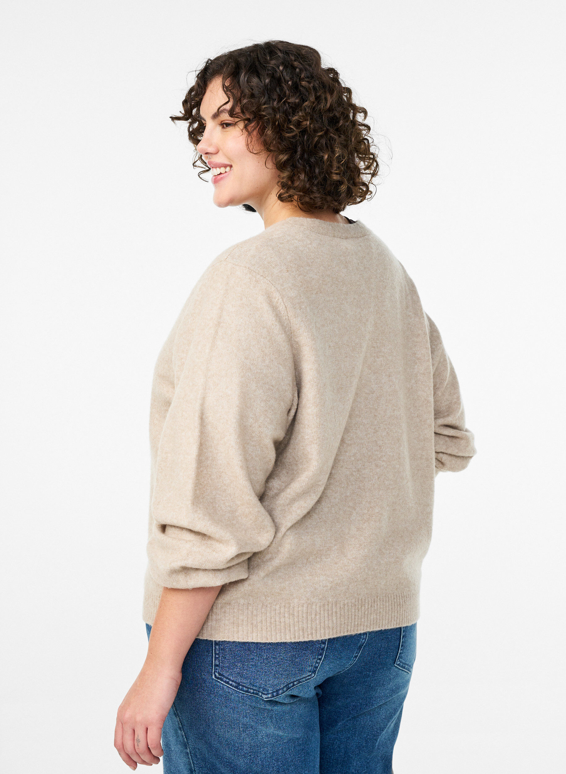 Zizzi Strik cardigan med uld og sl&oslash;jfeknapper, Beige, Model image number 2