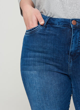Amy denim shorts med høj talje, Blue denim, Model image number 2