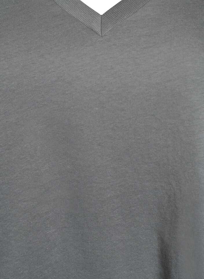 Basis t-shirt i bomuld med V-hals, Grøn, Packshot image number 2