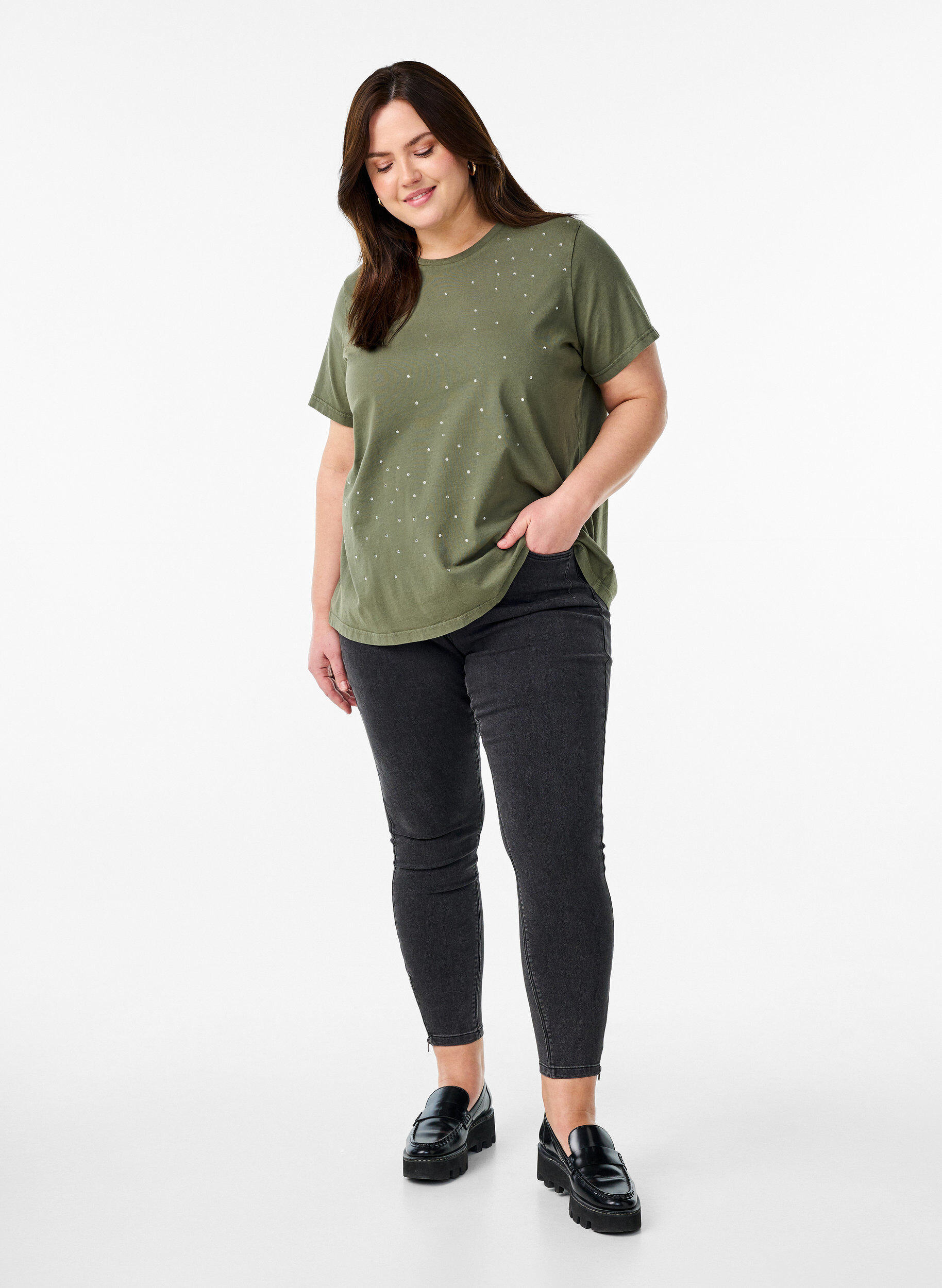 Zizzi T-shirt i &oslash;kologisk bomuld med rhinestone, Gr&oslash;n, Model image number 1