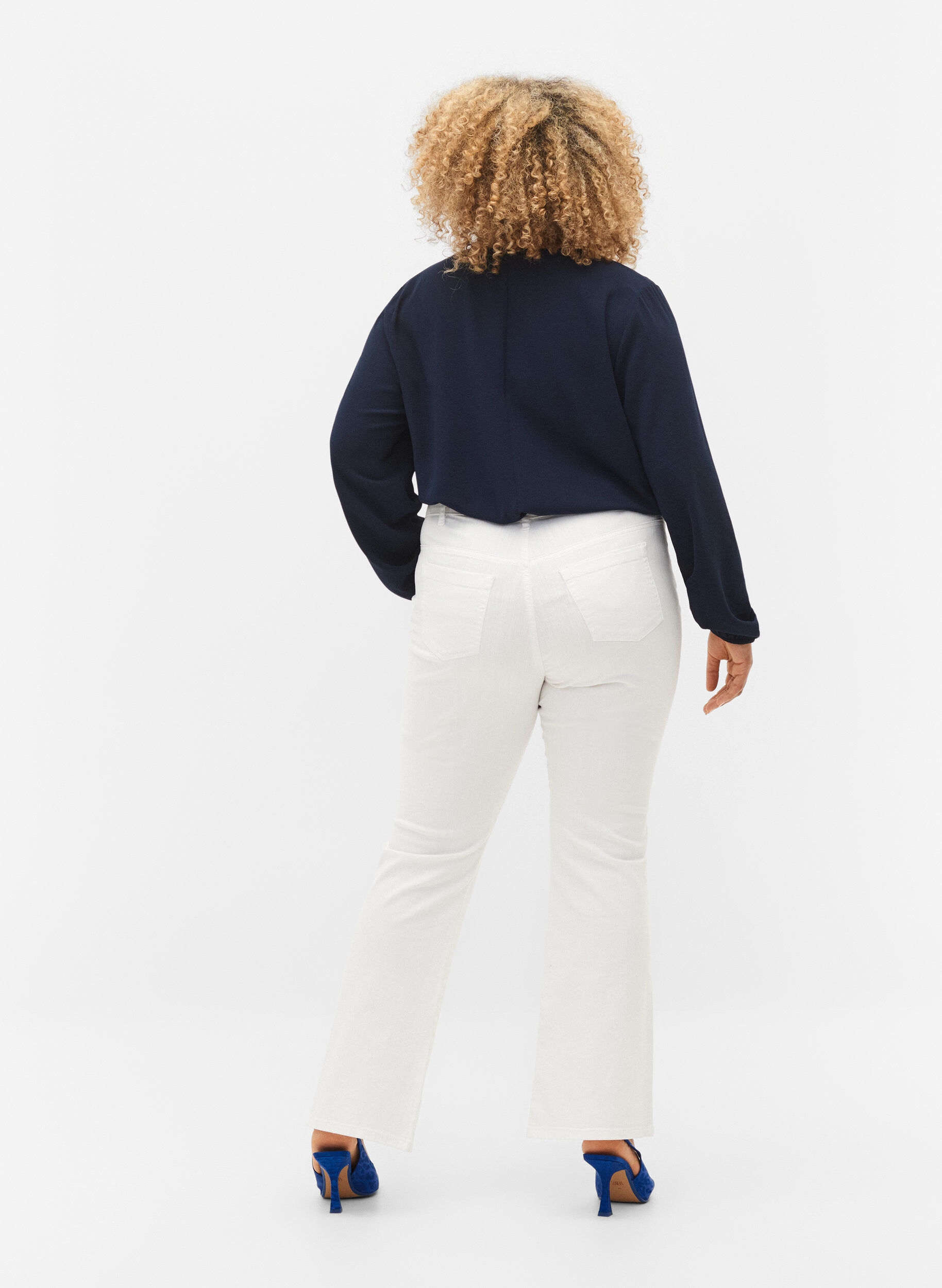 Zizzi Ellen bootcut jeans med h&oslash;j talje, Hvid, Model image number 1
