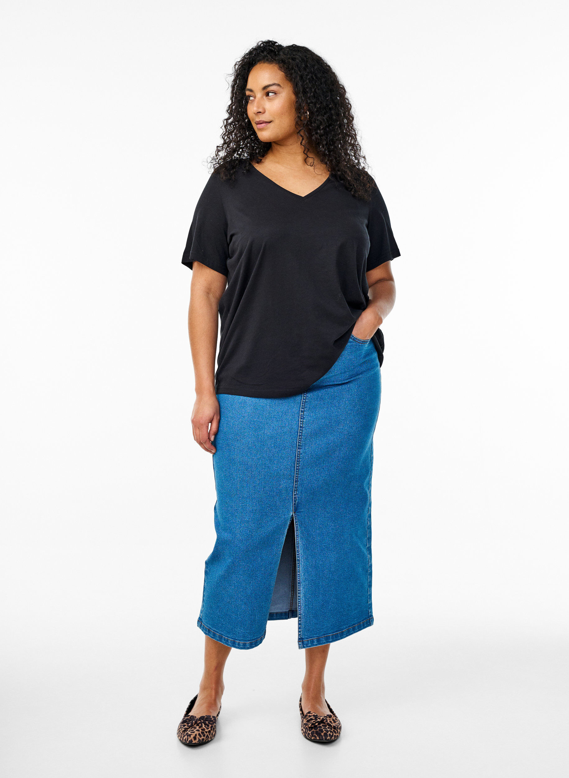 Zizzi 2-pak t-shirts med v-hals, Sort, Model image number 1