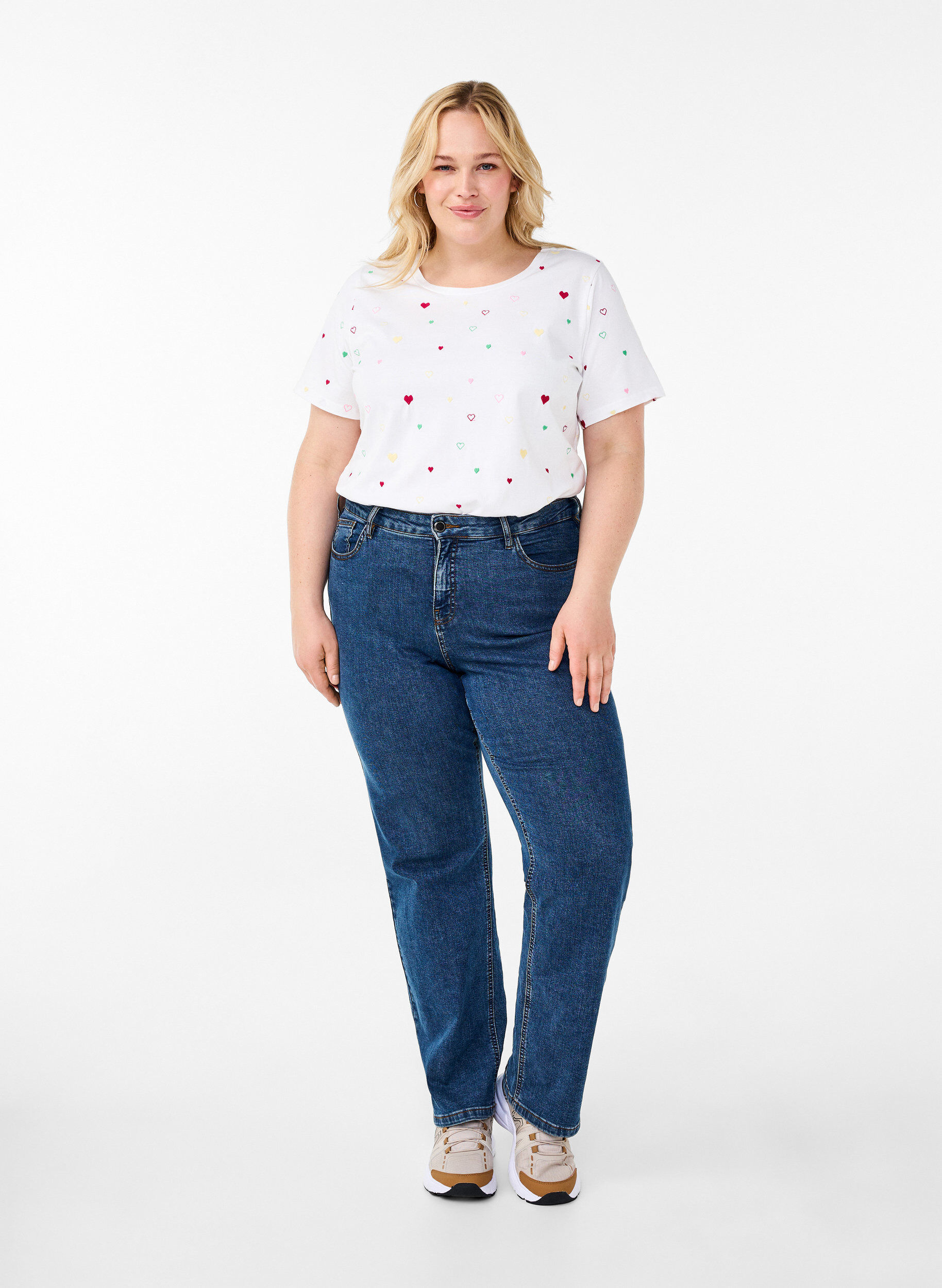 Zizzi T-shirt i &oslash;kologisk bomuld med hjerter., White Heart Emb., Model image number 2