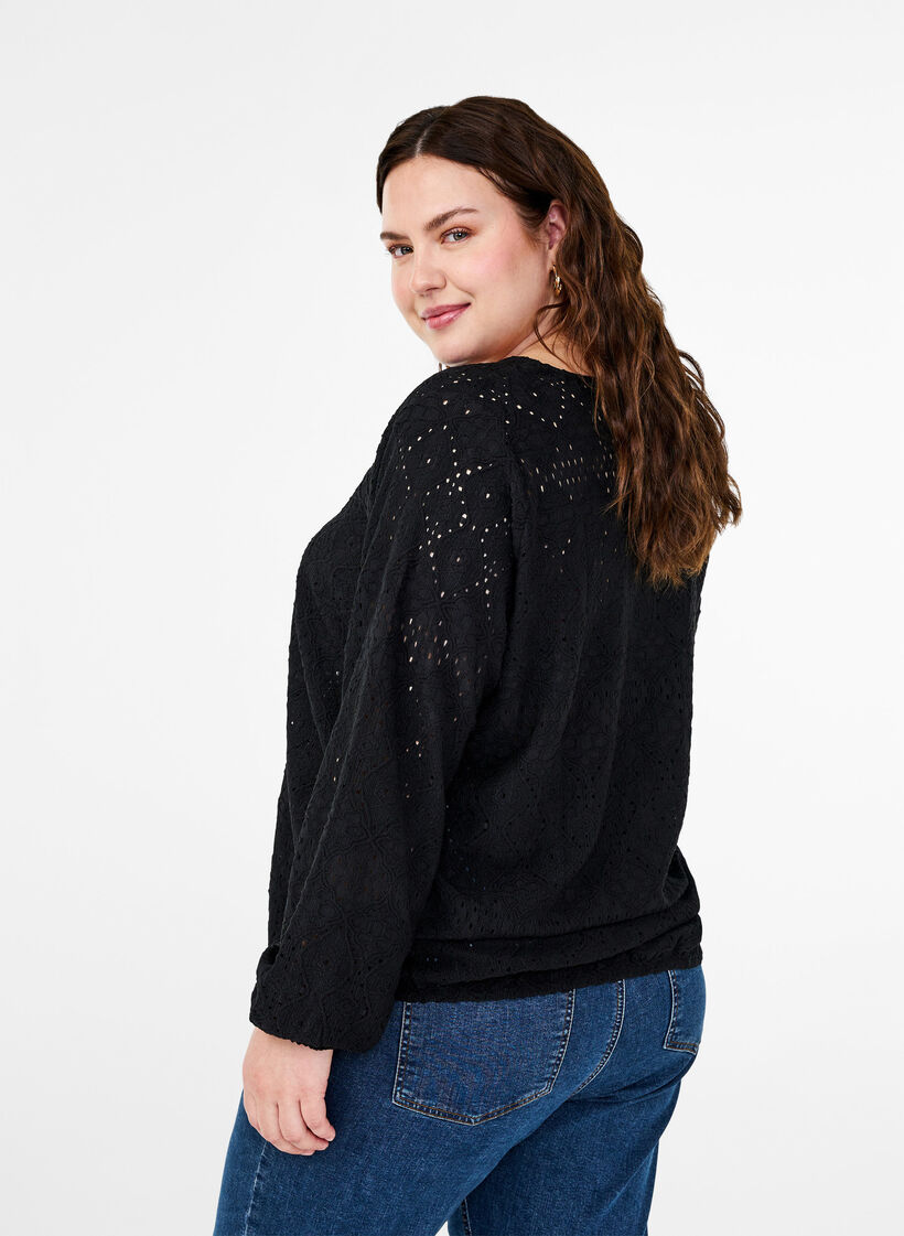 Langærmet bluse med v-hals og hulmønster, Black, Model image number 1