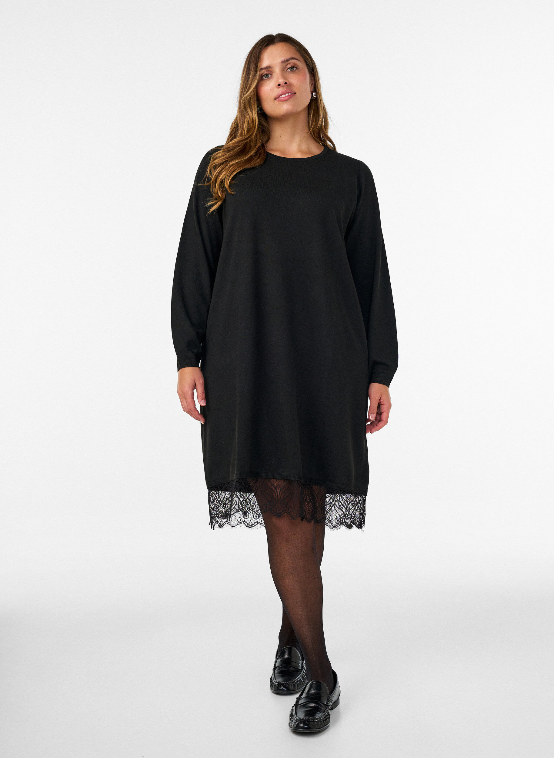 ZizziKort strikkjole med blondekant, Sort, Model image number 1