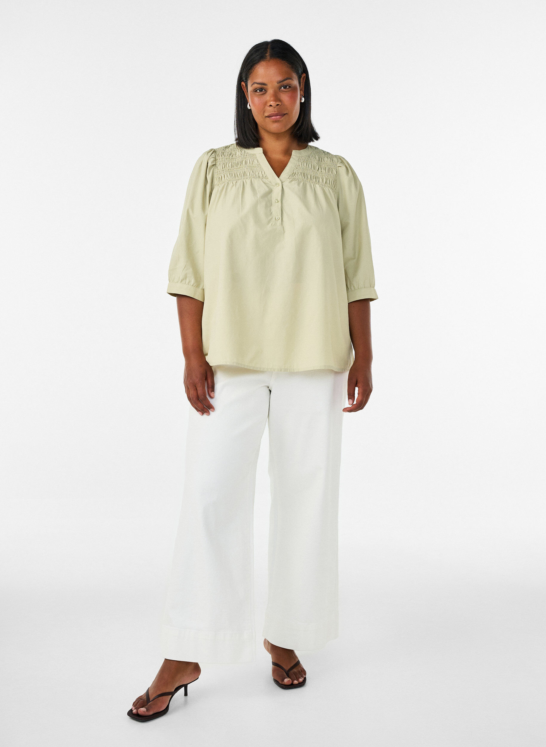 ZizziBluse med smock og 3/4-&aelig;rmer, Gr&oslash;n, Model image number 1
