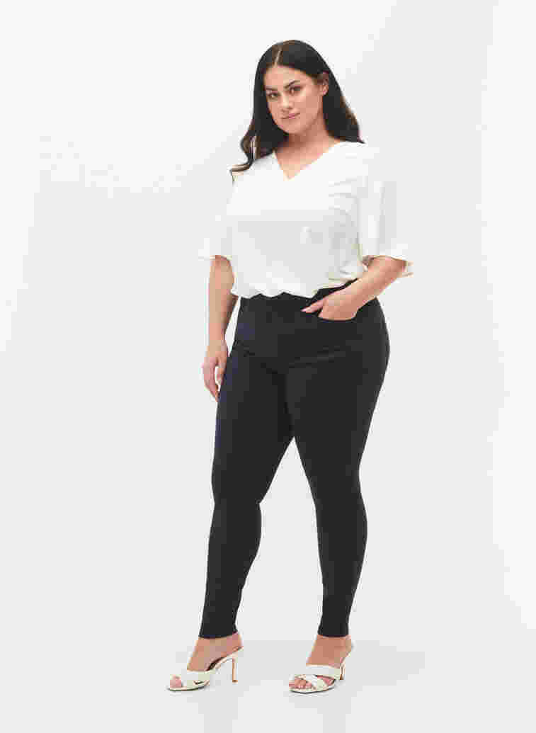 Super slim Amy jeans med høj talje, Night Sky, Model