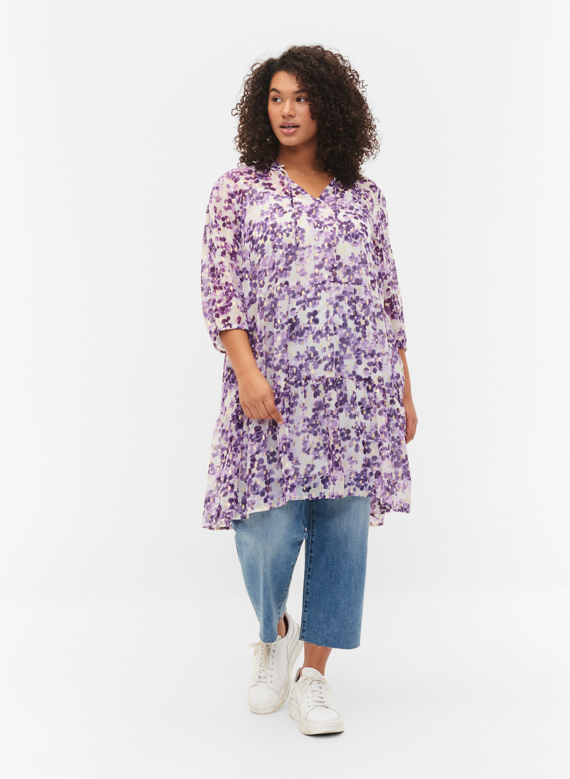 Zizzi Tunika med blomsterprint og lurex, Beige/Purple Flower, Model image number 2