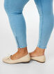Cropped Amy jeans med lynl&aring;sdetalje, Bl&aring;, Model image number 2