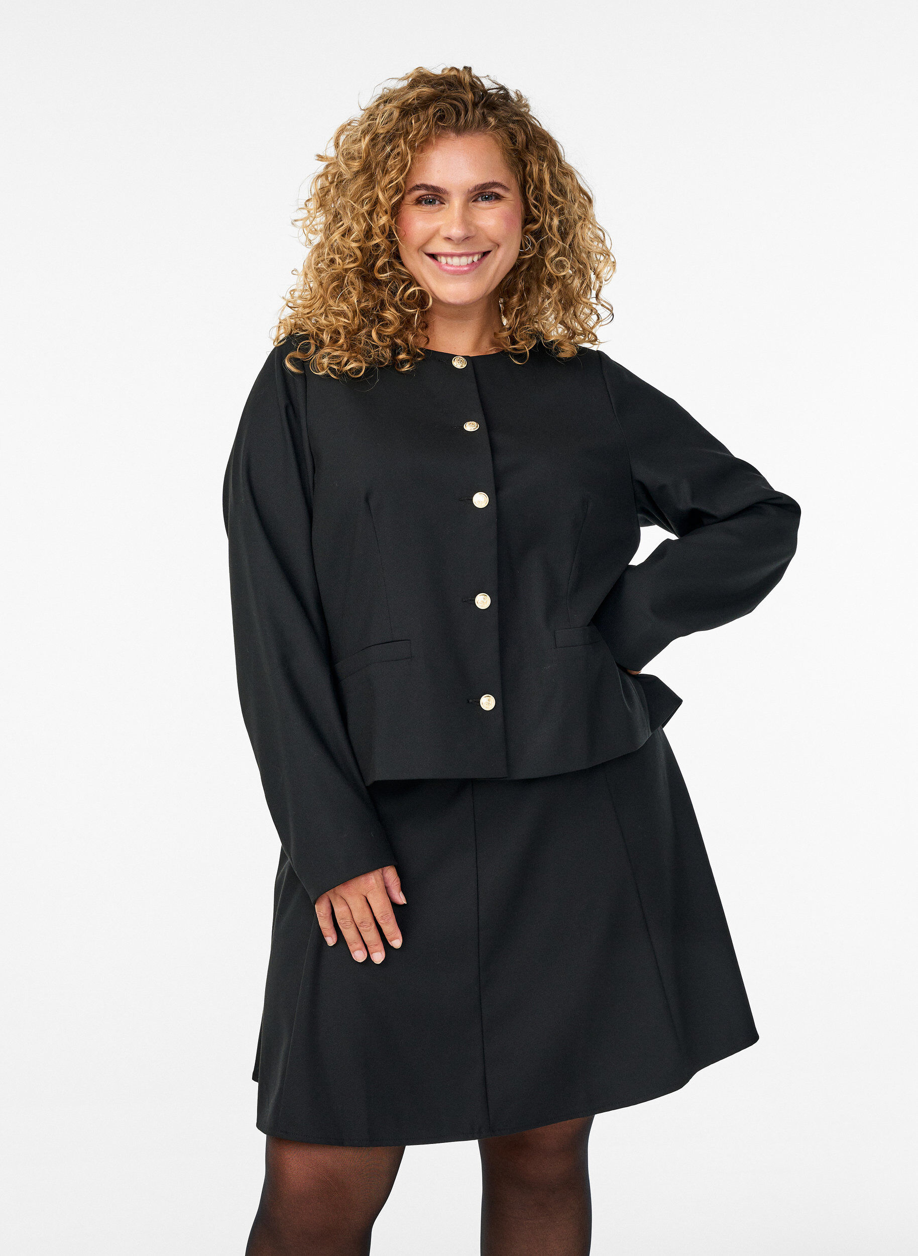 Kort nederdel med A-shape, Sort, Model