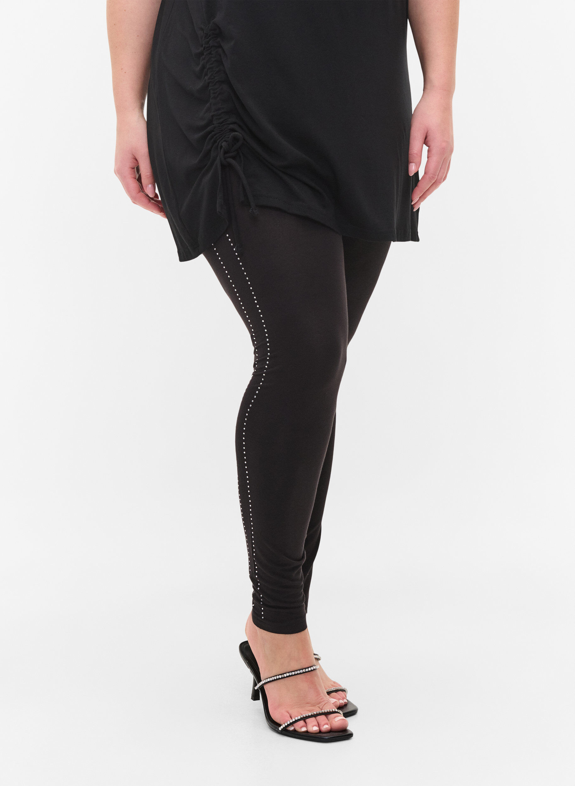 Zizzi Viskose leggings med sten i siden , Black, Model image number 2