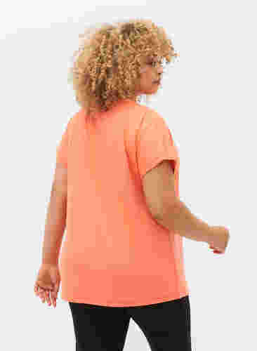 Kortærmet trænings t-shirt, Living Coral, Model image number 1