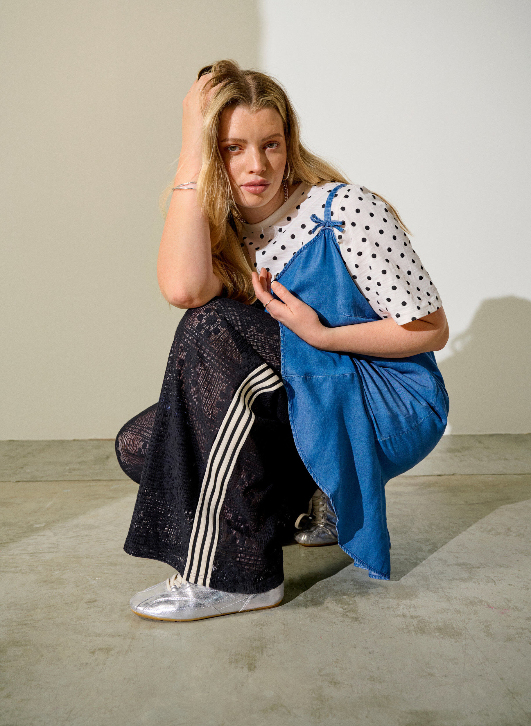 Blondebukser med brede ben og kontraststriber