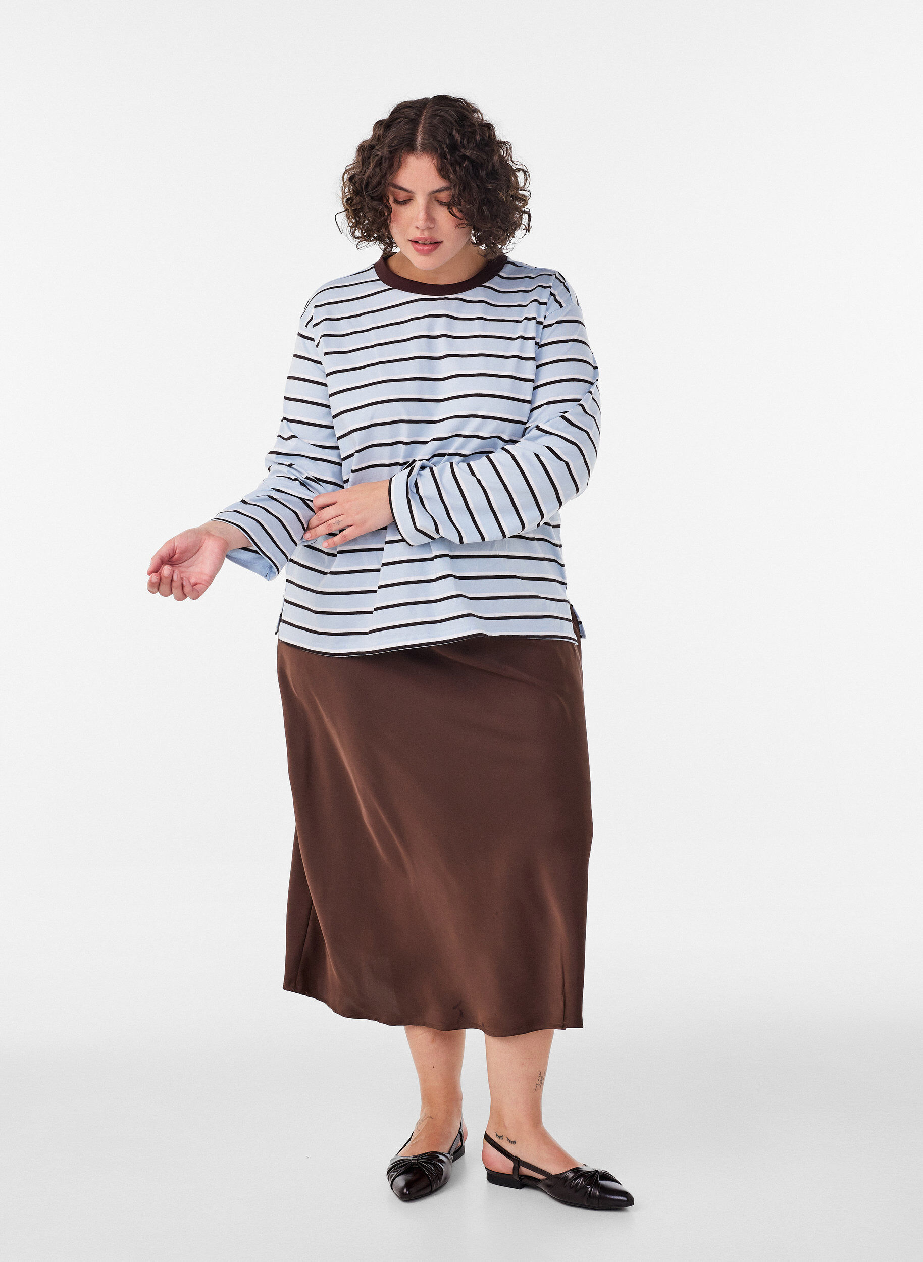 ZizziBasis t-shirt med lange &aelig;rmer, Bl&aring;, Model image number 1