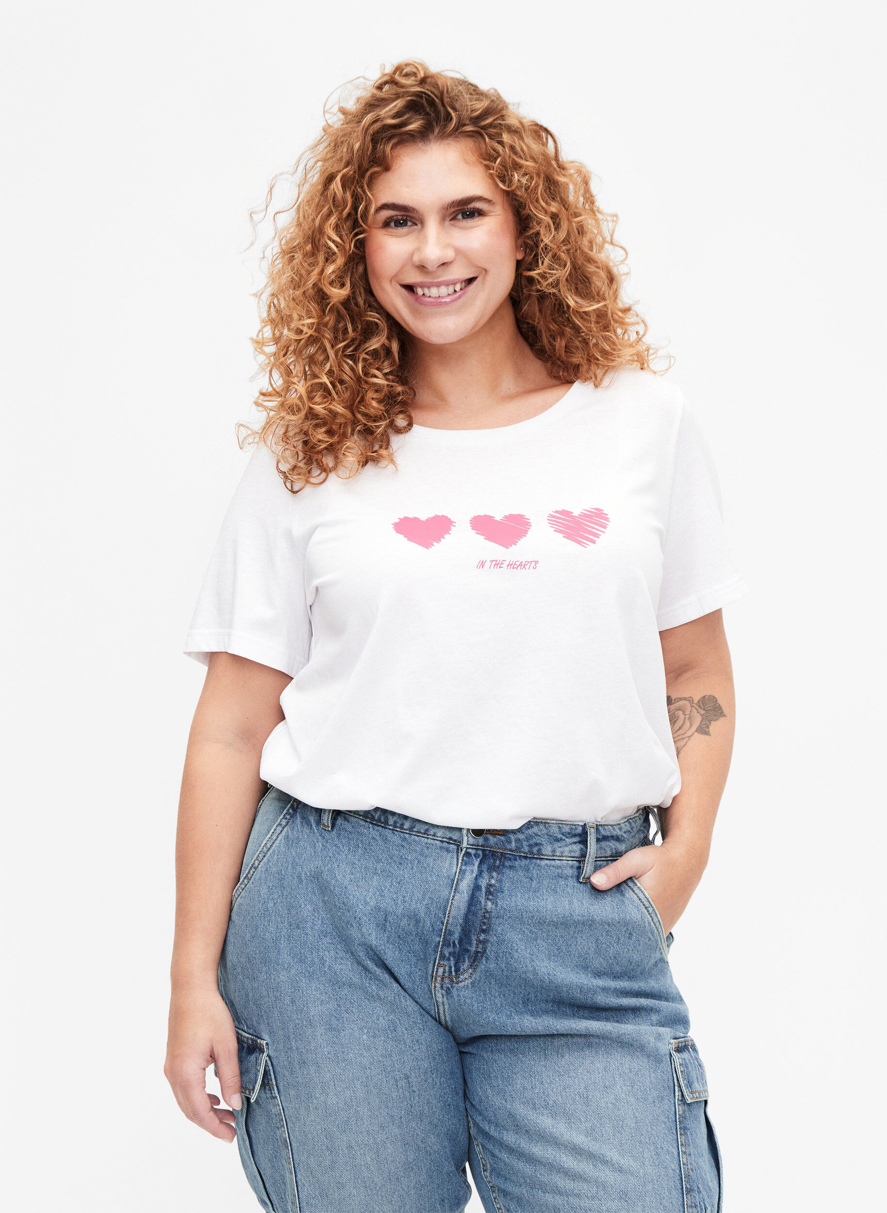 Zizzi T-shirt i bomuld med print og rund hals , B. White W. Hearts, Model image number 0