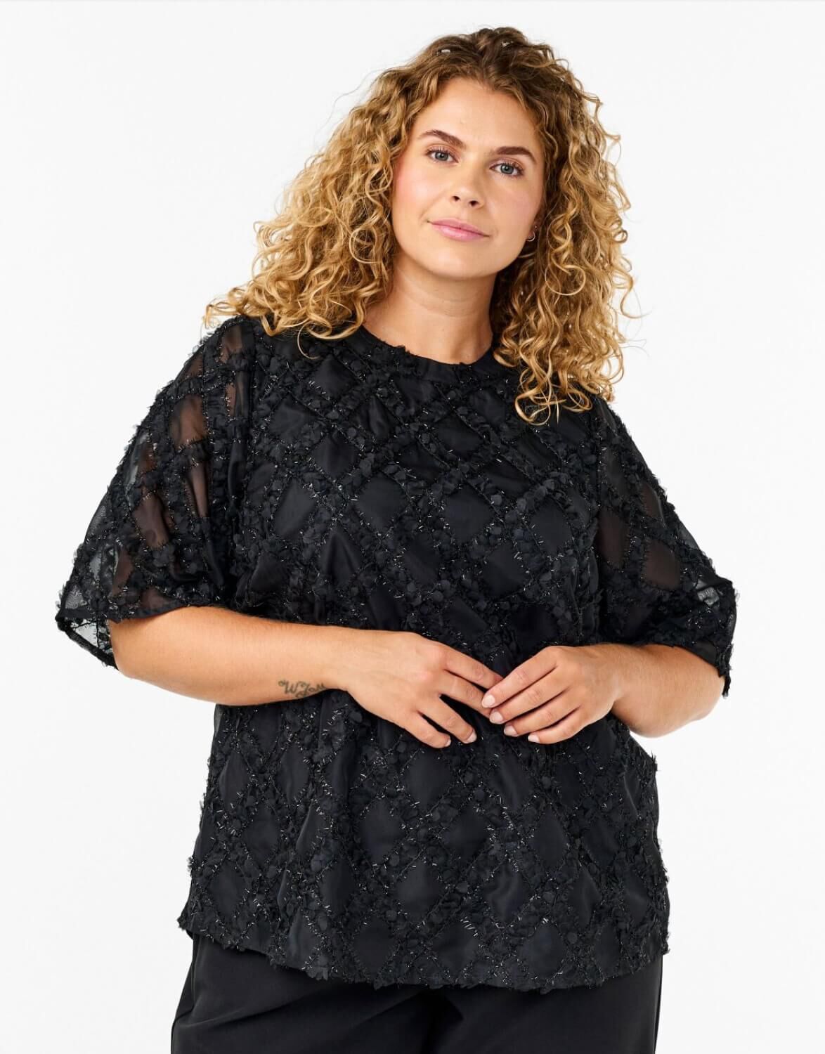 Kort&aelig;rmede bluser