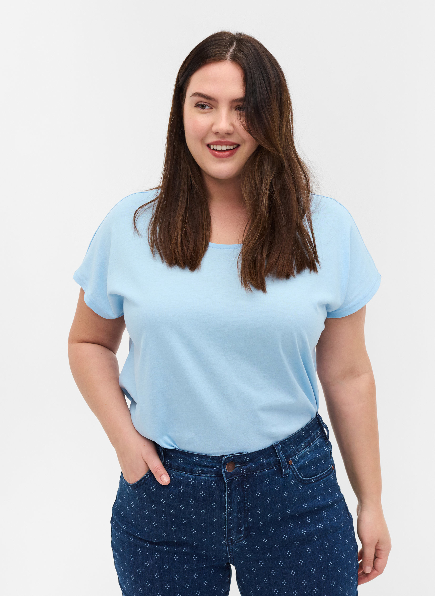 T-shirt i bomuldsmix, Chambray Blue, Model
