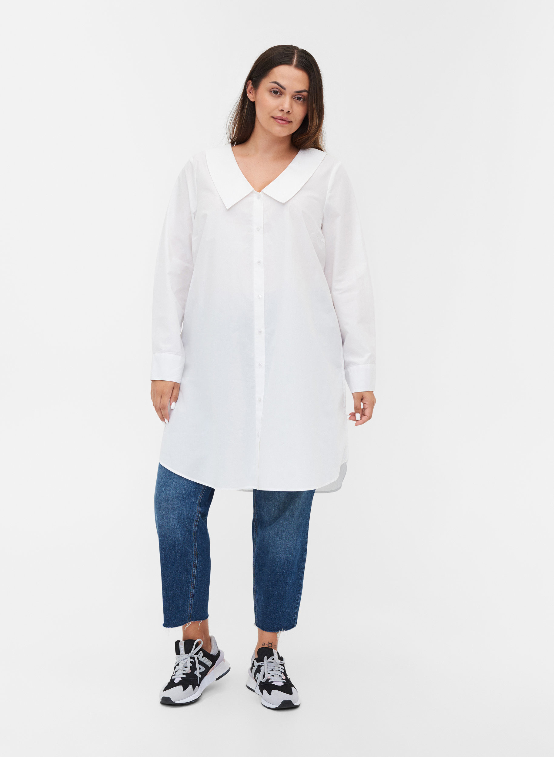Lang skjorte i bomuld med stor krave, Bright White, Model image number 2