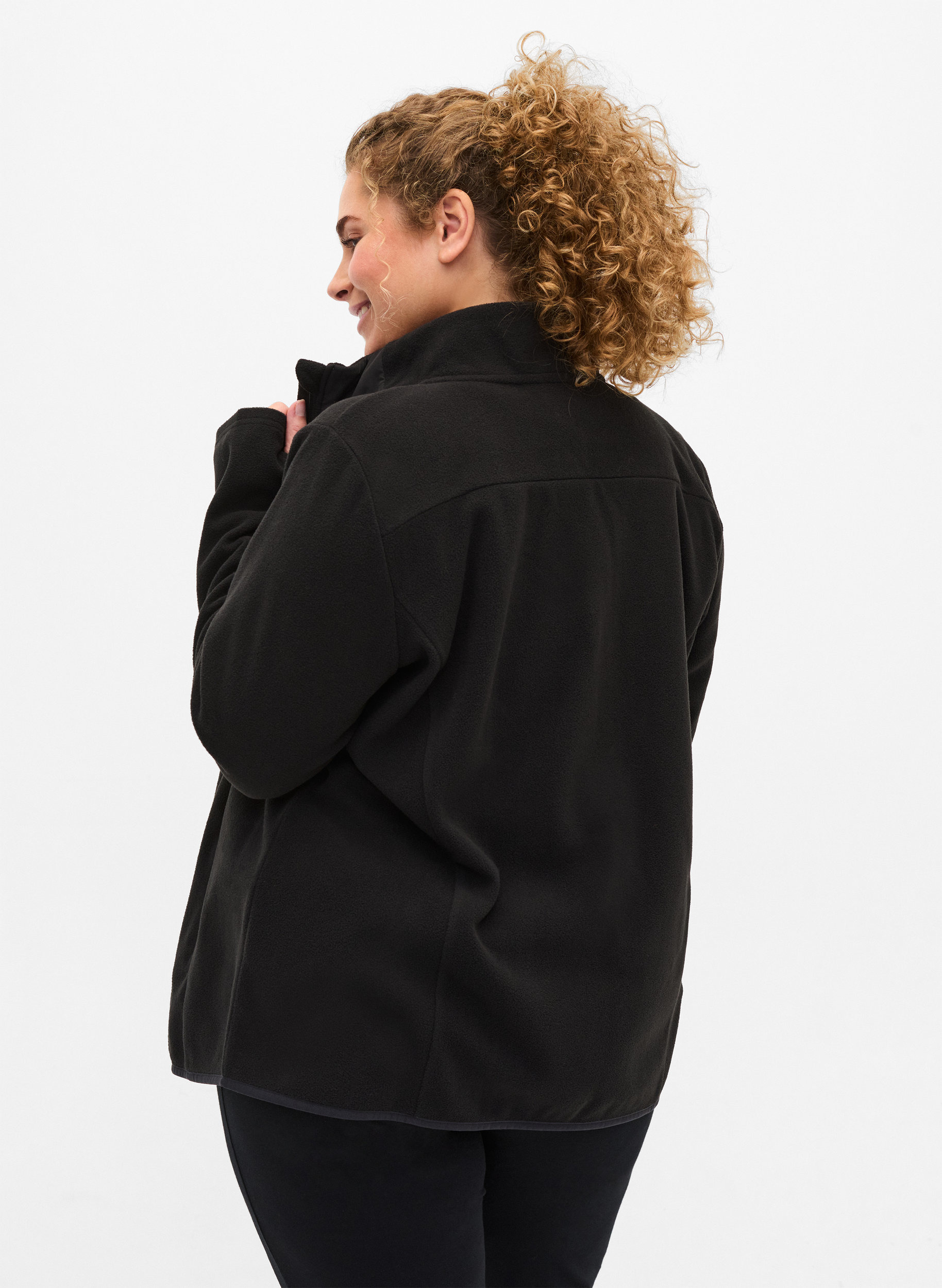 Højhalset fleecejakke med lommer, Black, Model image number 1