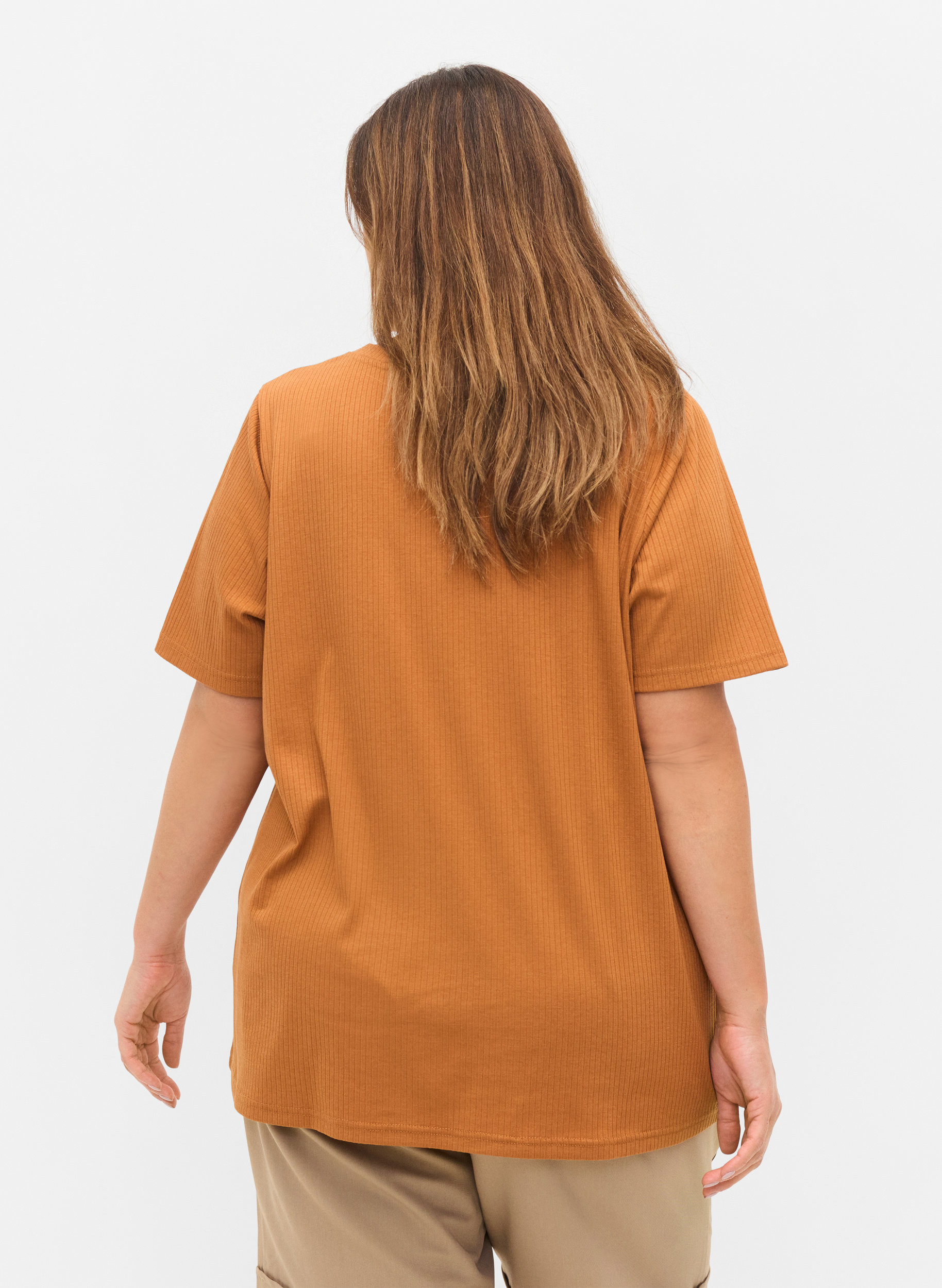 Kortærmet t-shirt i ribkvalitet, Pecan Brown, Model