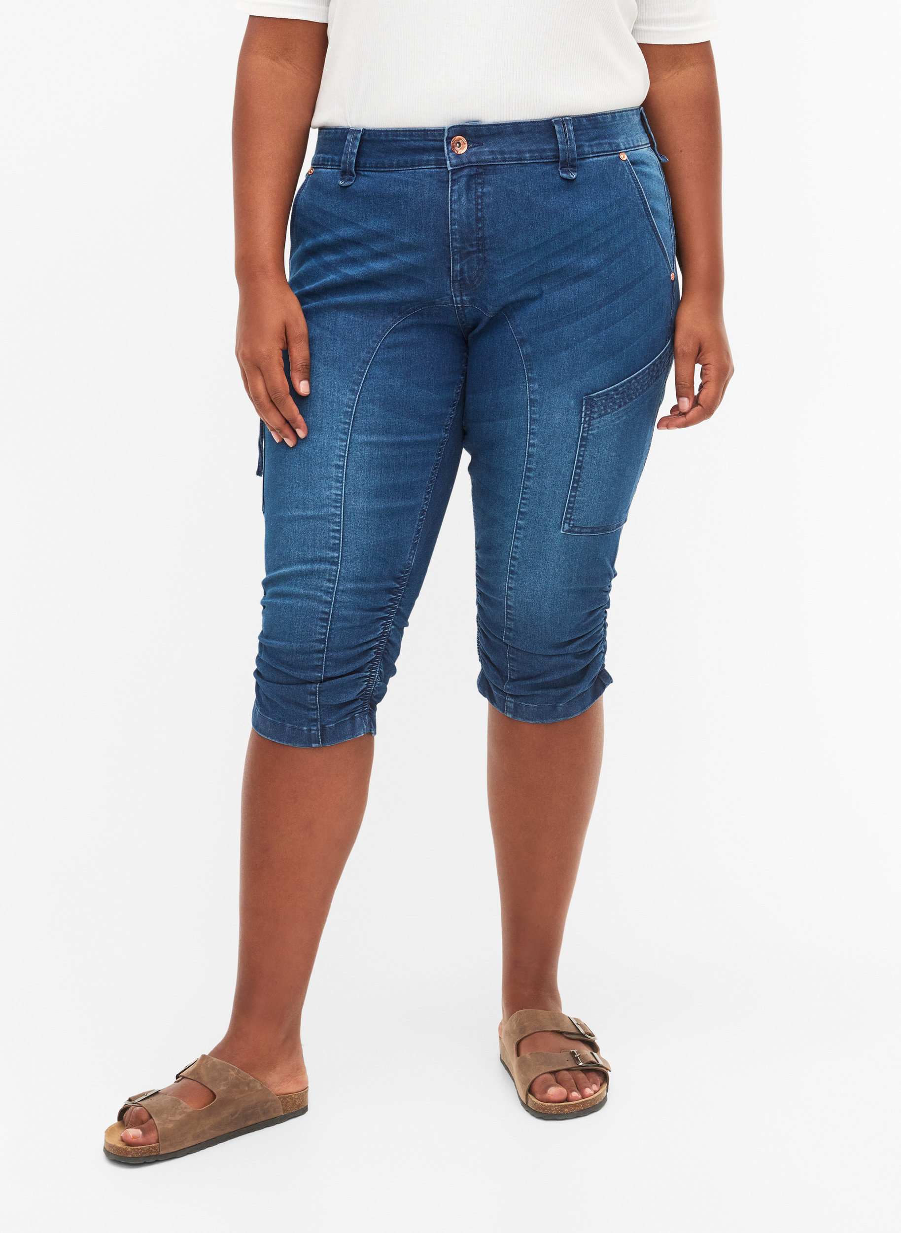 Slim fit capri jeans med lommer, Dark blue denim, Model image number 3