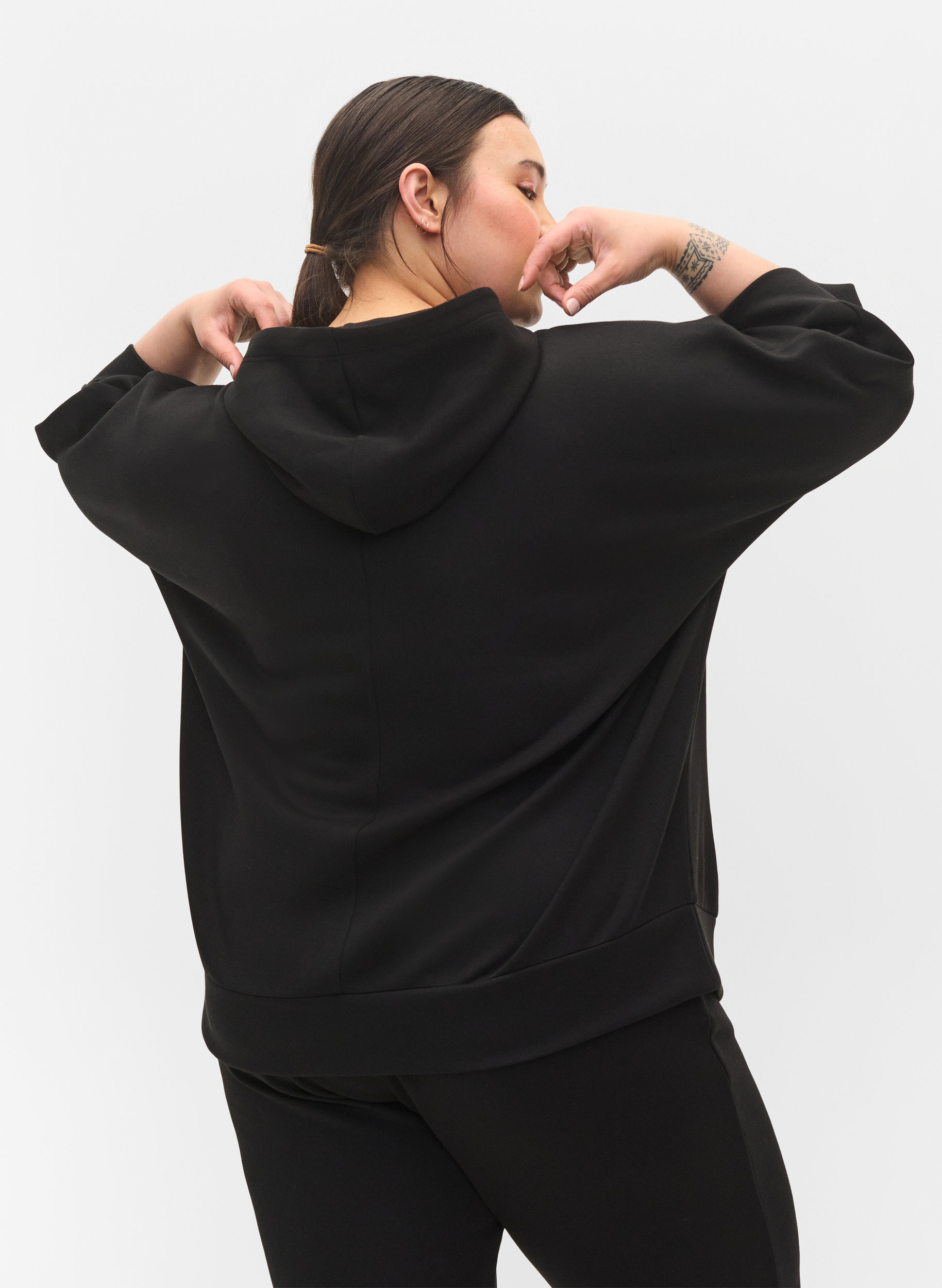Sweatshirt med hætte og 3/4 ærmer, Black, Model image number 1