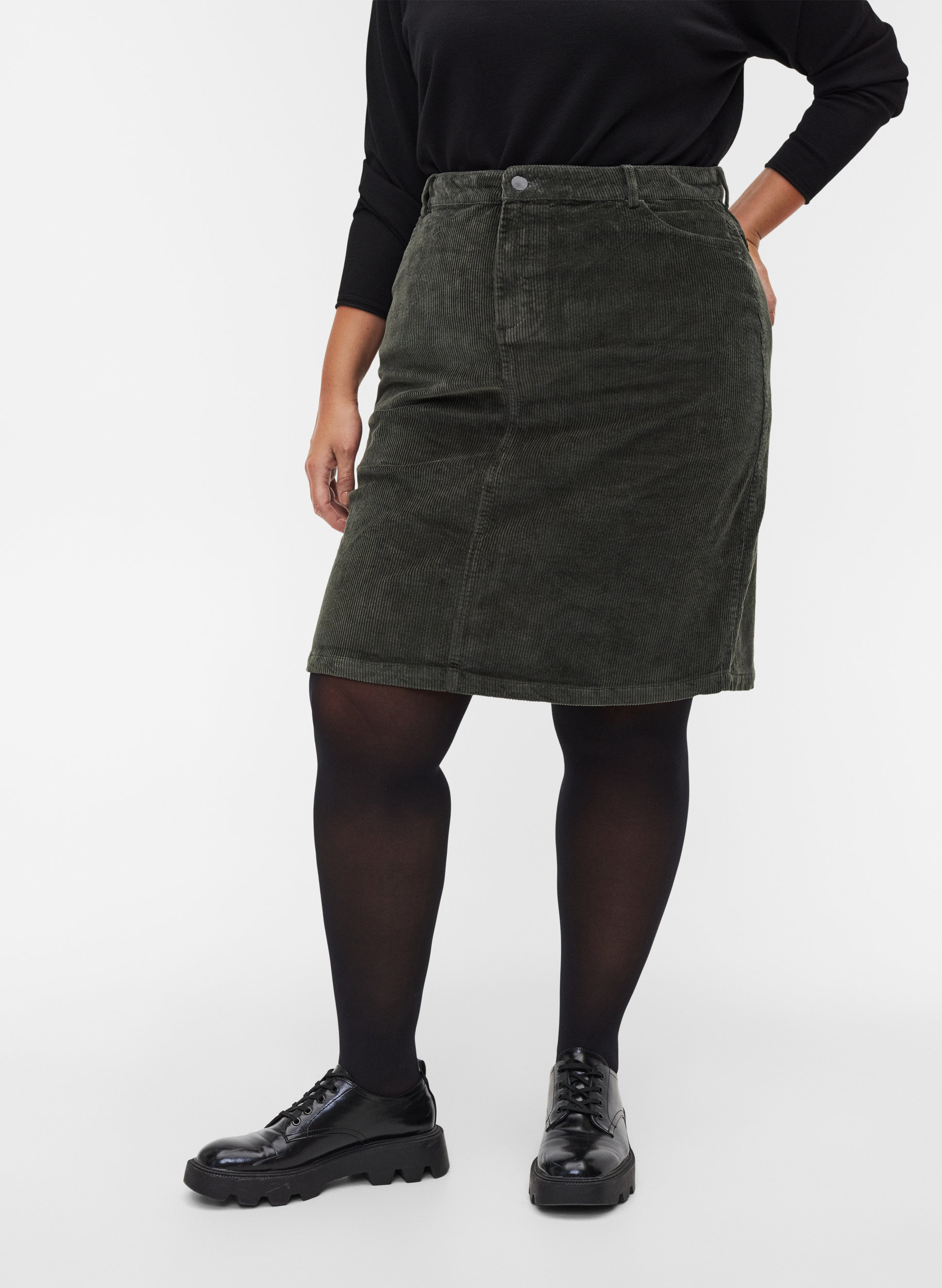 Bomulds nederdel i fløjl, Urban Chic, Model image number 2