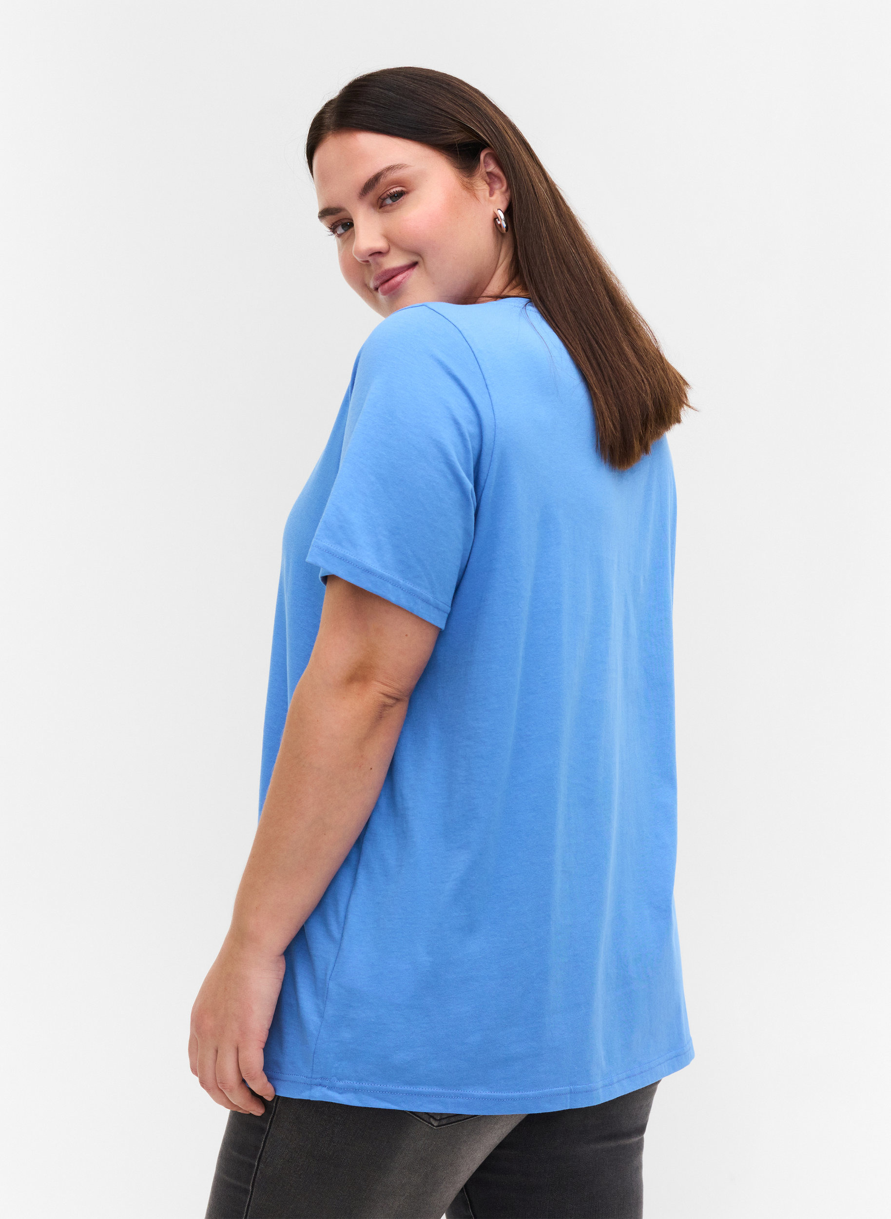 T-shirt i økologisk bomuld med v-udskæring, Ultramarine, Model image number 1